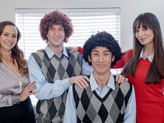 Sexy Knockout Bella Rossi Is A Sexy Pornstar