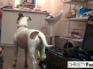 Astounding Vixen Vicki Chase Gets A Strong Spurt